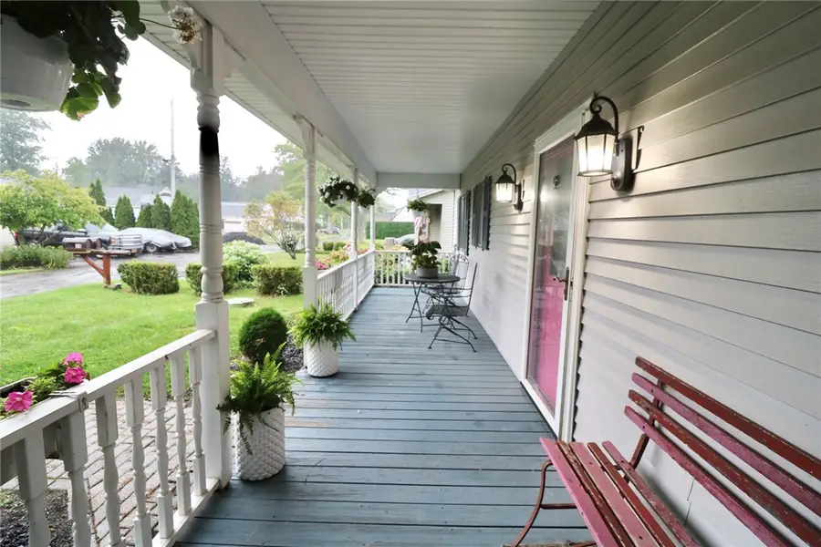 24 Zellweger Bch, Hilton, NY 14468 - #2