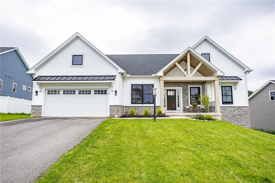 3 Black Wood Circle, Pittsford, NY 14534 - #1