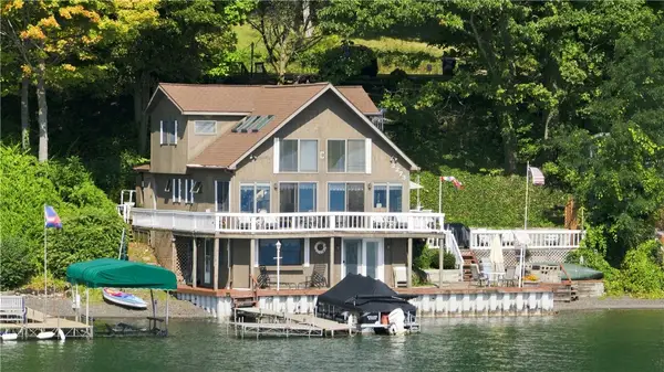2273 W Lake Road, Penn Yan, NY 14527