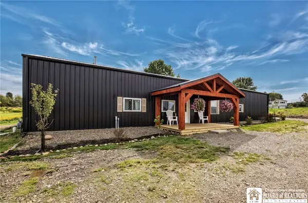942 Spencer Rd, Jamestown, NY 14701
