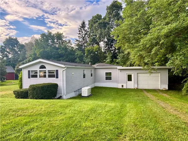 2 Brown Boulevard, Dundee, NY 14837