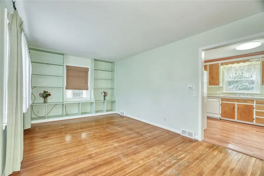 989 Atlantic Avenue, Rochester, NY 14609 - #2