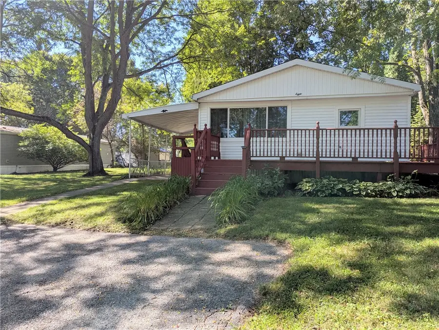 8 Gwyn Lane, Bloomfield, NY 14469 - #3