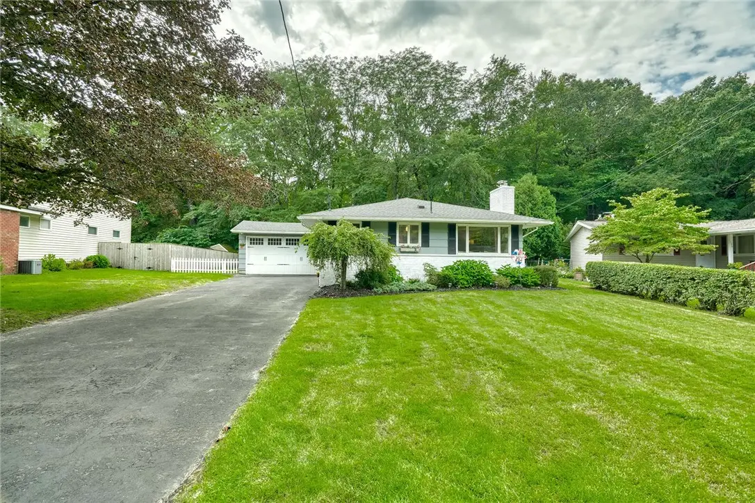 98 Burkedale Crescent, Rochester, NY 14625 - #1