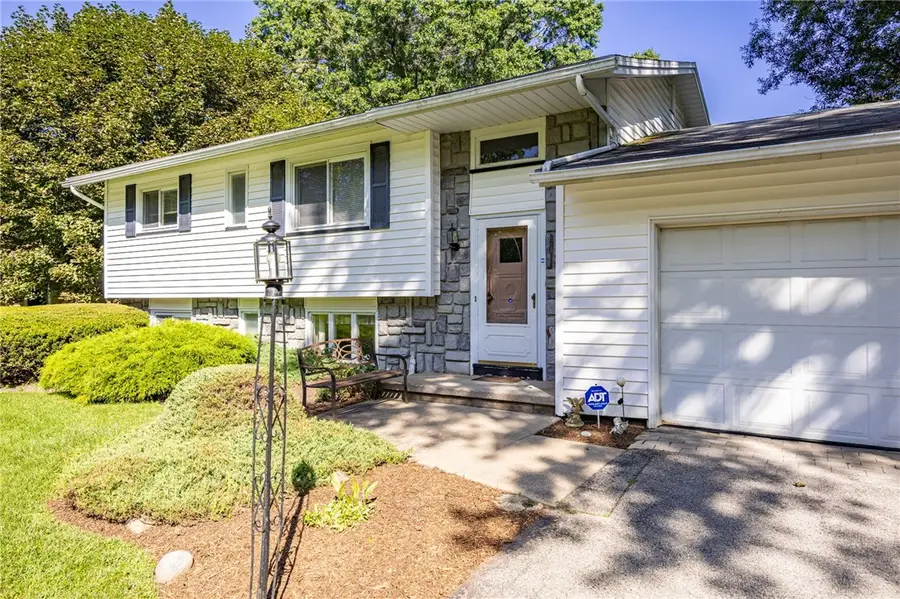 48 Old Pond Road, Rochester, NY 14625 - #2