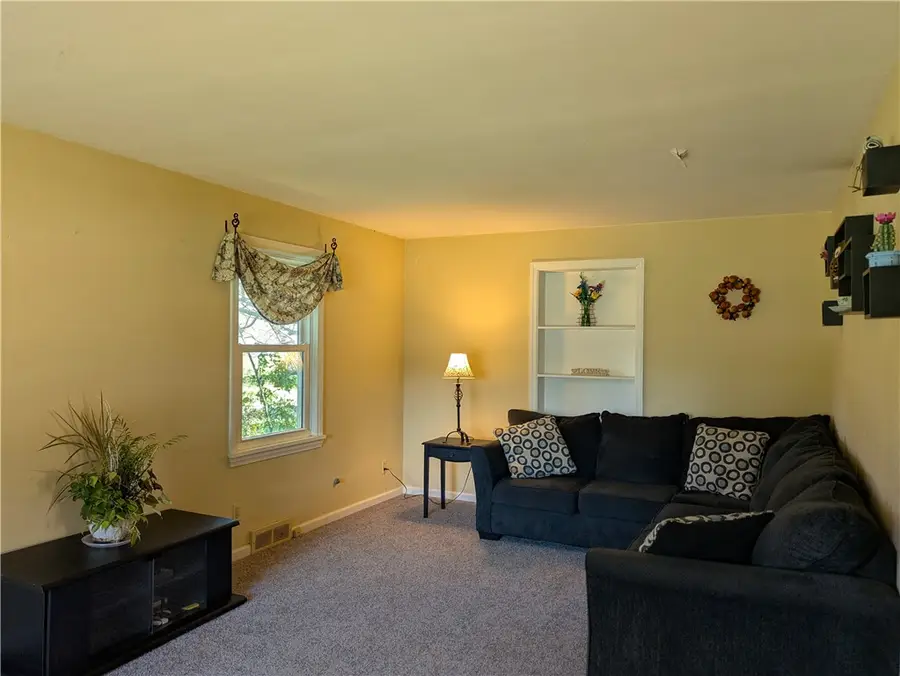 1064 Bay Rd, Webster, NY 14580 - #3