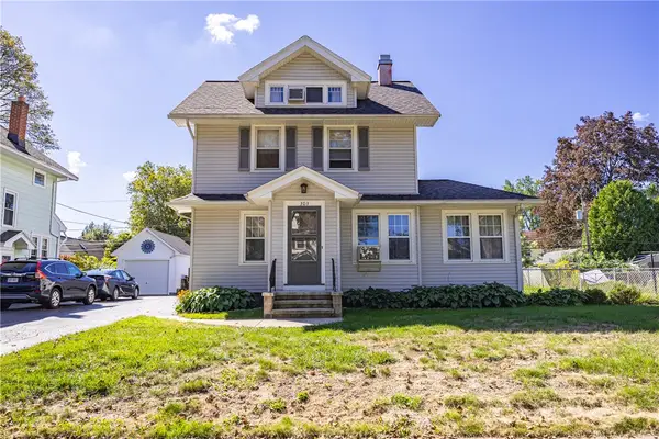 303 Somershire Drive, Rochester, NY 14617