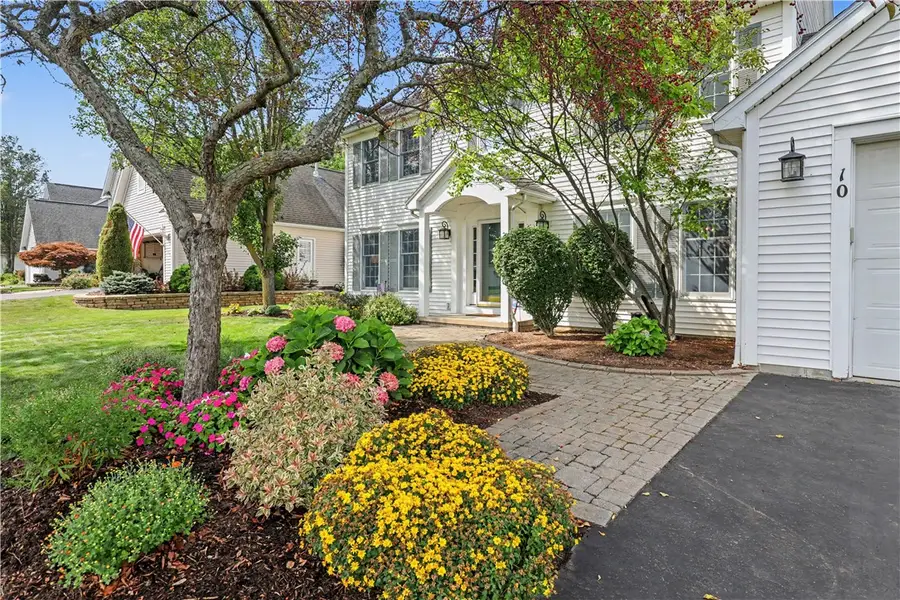 10 Anglewood Court, Fairport, NY 14450 - #2
