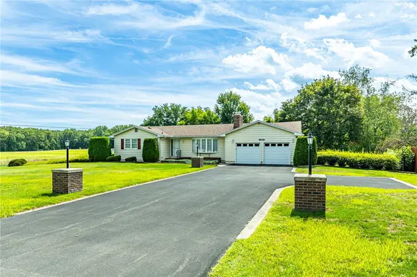 9581 Ridge Rd W Road W, Brockport, NY 14420