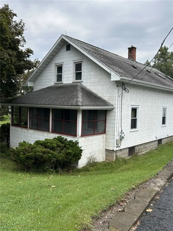 1709 Lehigh Station Road, Henrietta, NY 14467