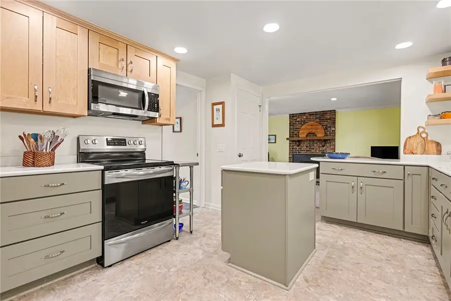 25 Chipping Ridge, Fairport, NY 14450 - #3