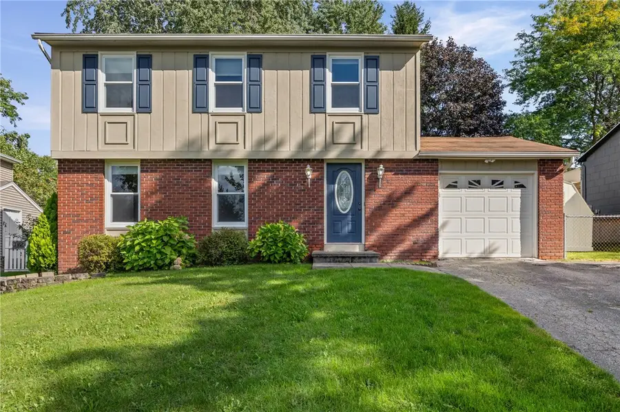 340 Village Walk Circle, Spencerport, NY 14559 - #2