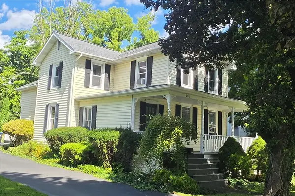 208 Gorham Street, Canandaigua, NY 14424