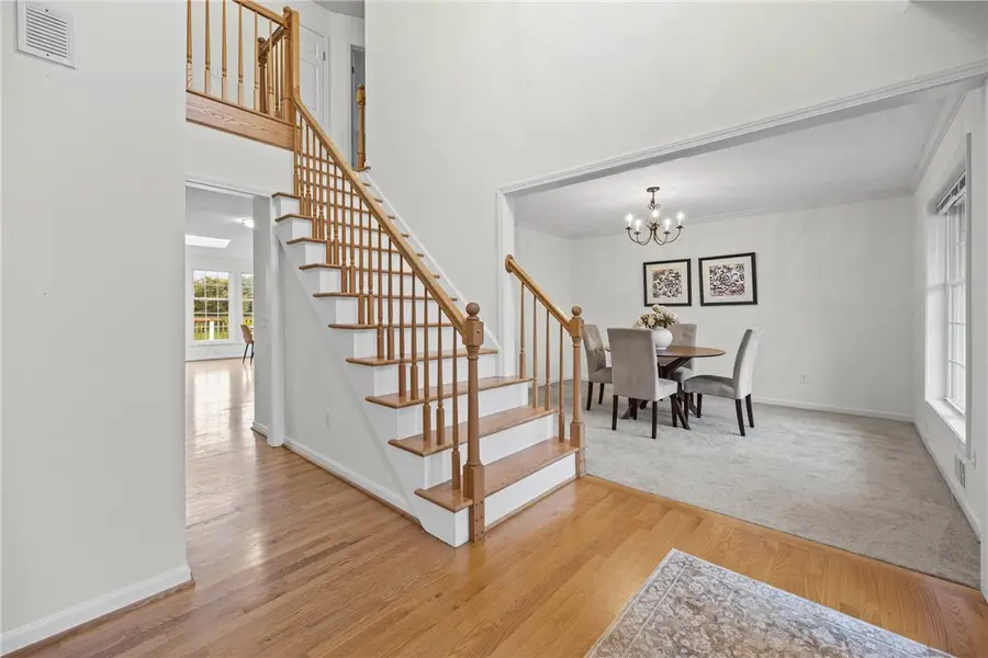 6872 Chestnut Hl, Victor, NY 14564 - #2