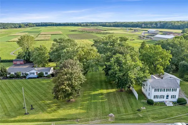 1067 County Road 4, Geneva, NY 14456