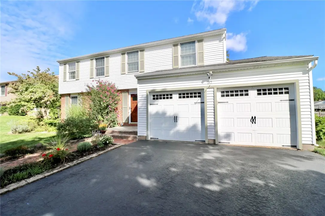 37 Thistlewood Lane, Spencerport, NY 14559 - #1