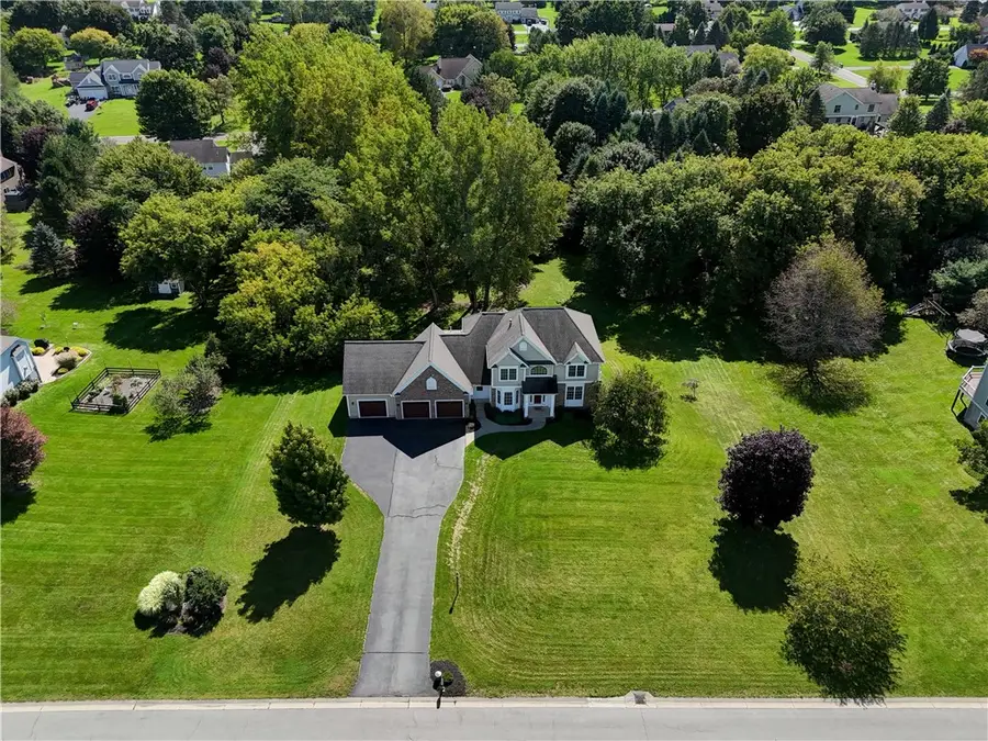 11 Old French Road, Honeoye Falls, NY 14472 - #2