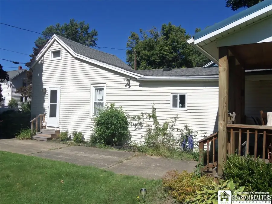 104 S Gazelle Street, Dunkirk, NY 14048 - #3