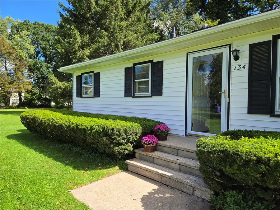 134 Creek Hill Lane, Rochester, NY 14625 - #2