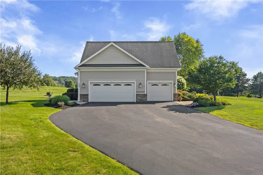 300 Franlee Lane, Victor, NY 14564 - #3