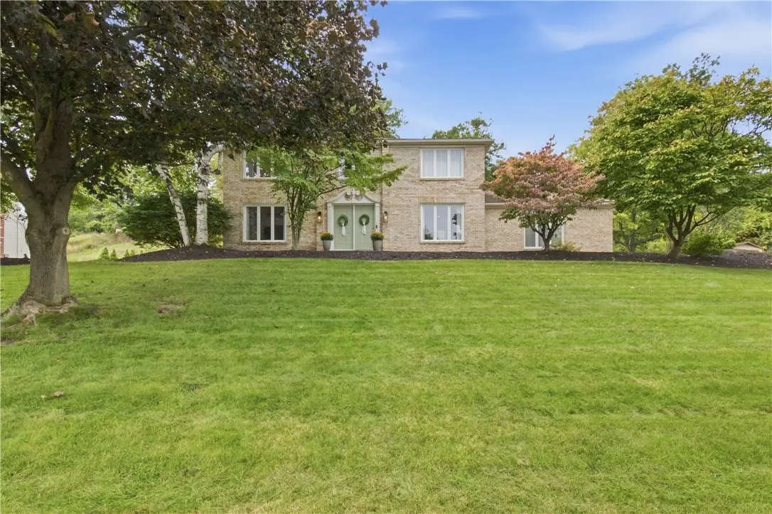 19 Sandpiper Hl, Fairport, NY 14450 - #1