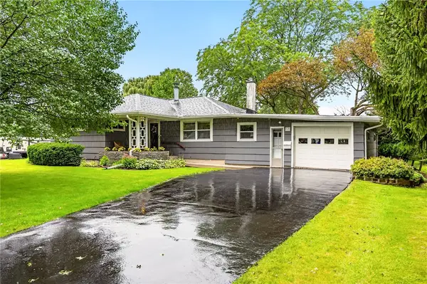 17 Carolin Drive, Brockport, NY 14420