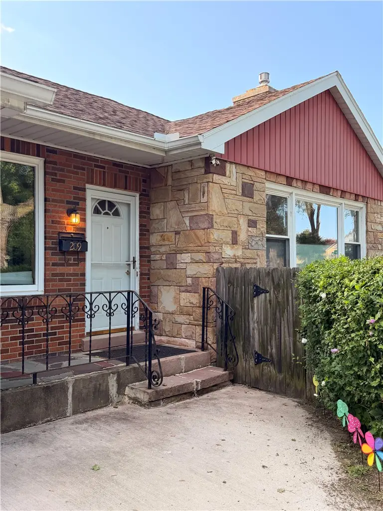 209 Armstrong Avenue, Rochester, NY 14617 - #2
