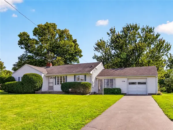 7798 E Main Road, Le Roy, NY 14482