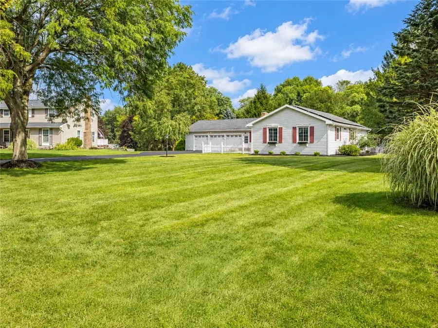 6 Enfield Drive, Pittsford, NY 14534 - #2