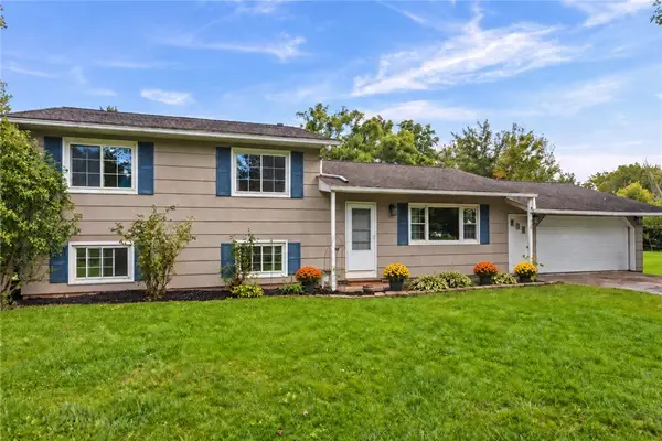 12 Spicewood Lane, Rochester, NY 14624