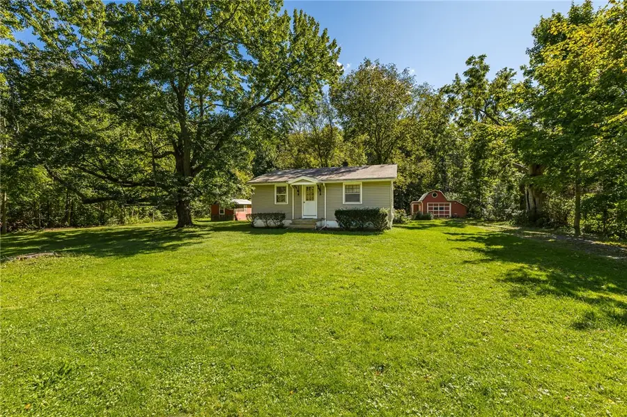 184 Berg Road, Ontario, NY 14519 - #2