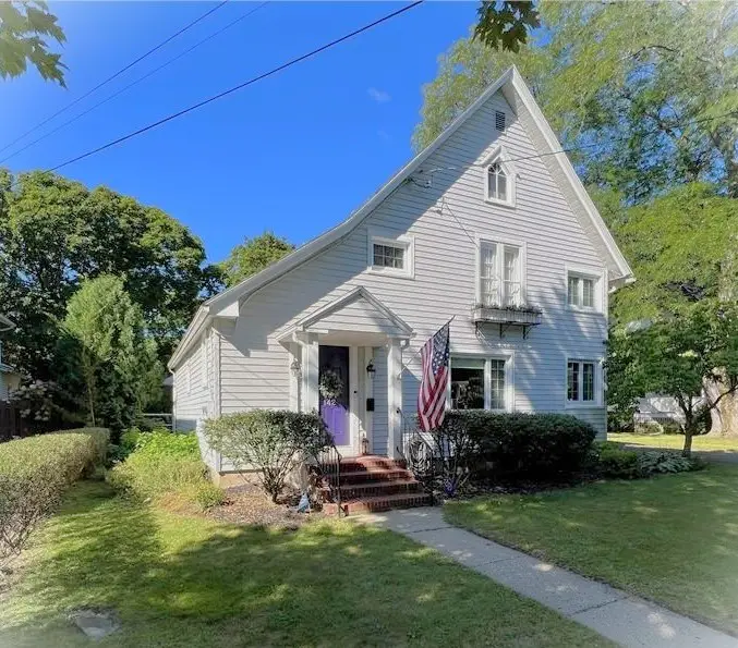 142 Park Street, Canandaigua, NY 14424 - #1