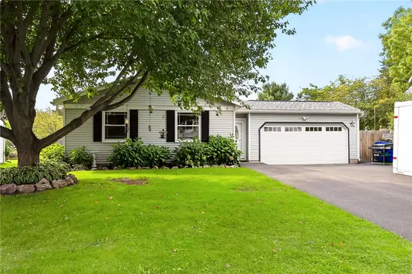 11 Hannibal Place, Hamlin, NY 14464