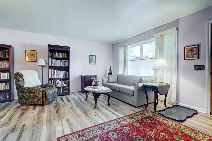 20 Cullens Run, Pittsford, NY 14534 - #3