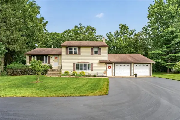24 Kaylin Drive, Rochester, NY 14624