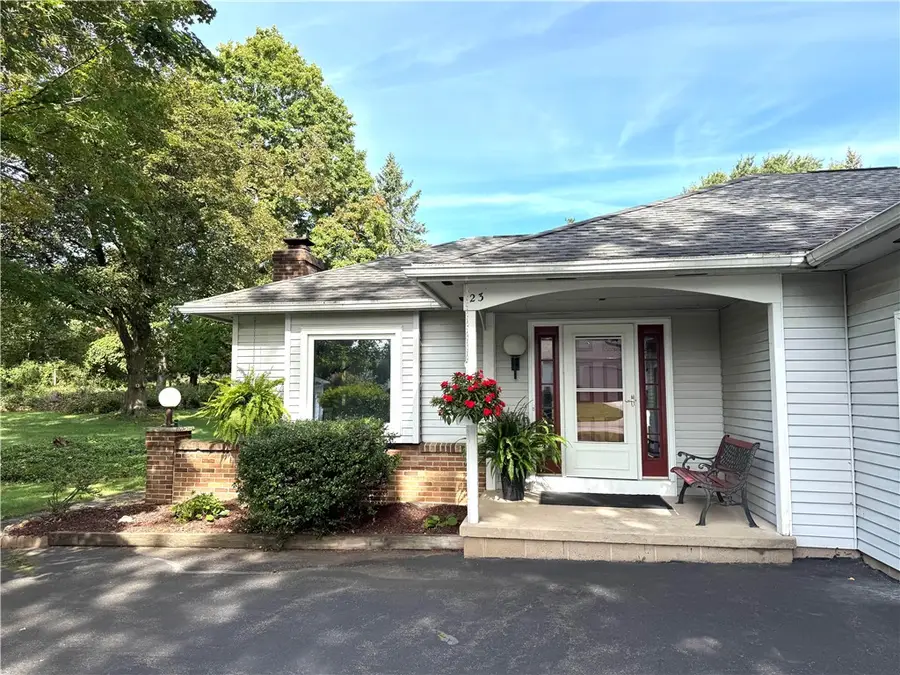 23 Brandywine Lane, Fairport, NY 14450 - #3