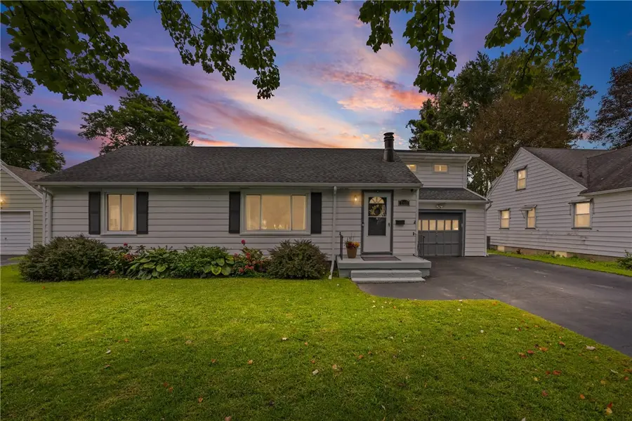 160 Morncrest Dr, Rochester, NY 14624 - #2