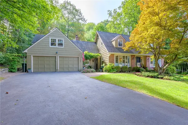 287 Chapel Hill Drive, Rochester, NY 14617