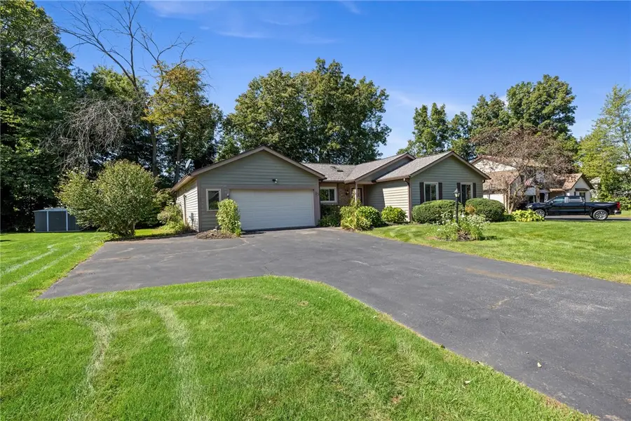 35 Woodmill Drive, Rochester, NY 14626 - #2