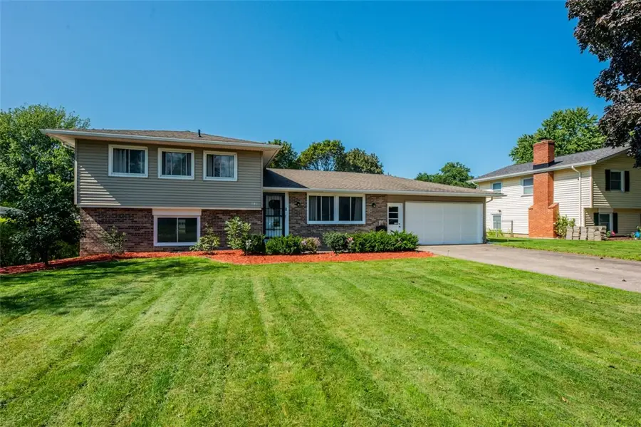 585 Meadowbriar Road, Rochester, NY 14616 - #2