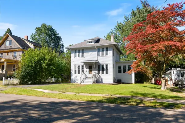 122 Wilson Street, Newark, NY 14513