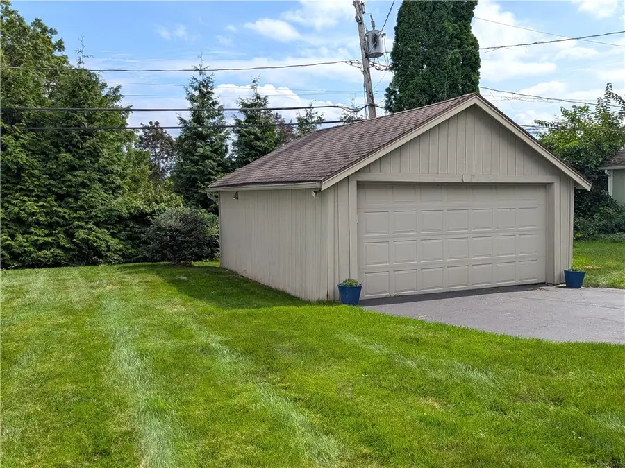 34 Lafayette Road, Rochester, NY 14609 - #2