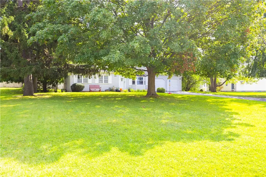 565 Wildbriar Road, Rochester, NY 14623 - #2