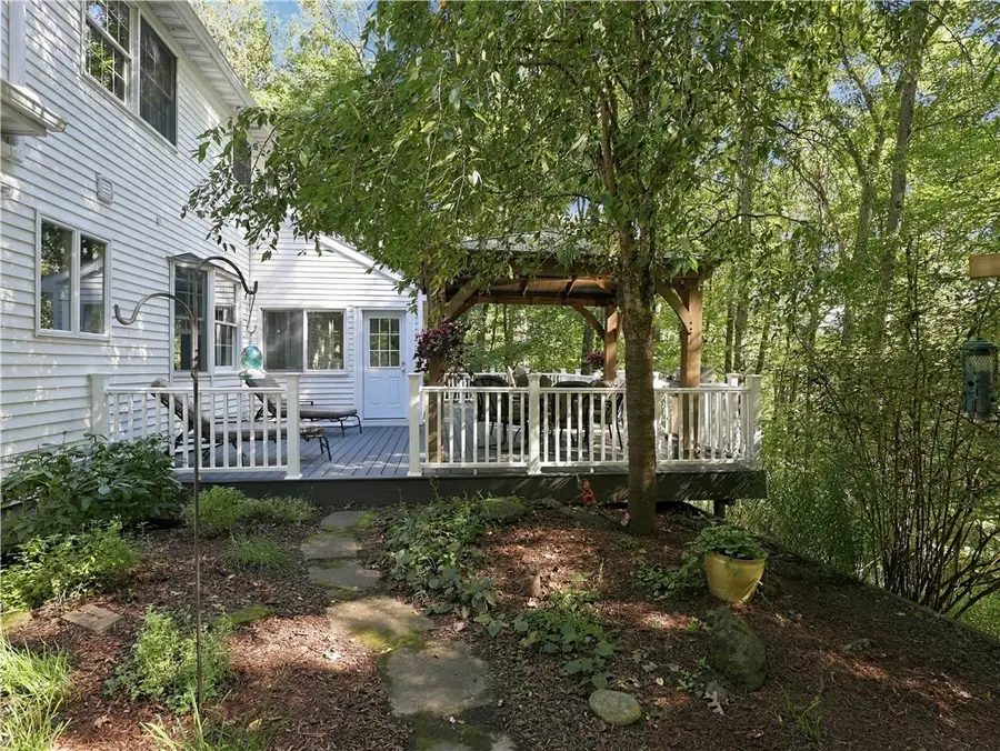 16 Knollbrook Lane E, Painted Post, NY 14870 - #2