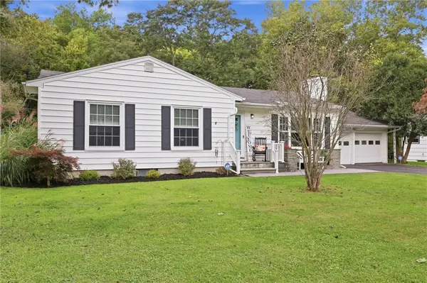103 Brook Road, Pittsford, NY 14534