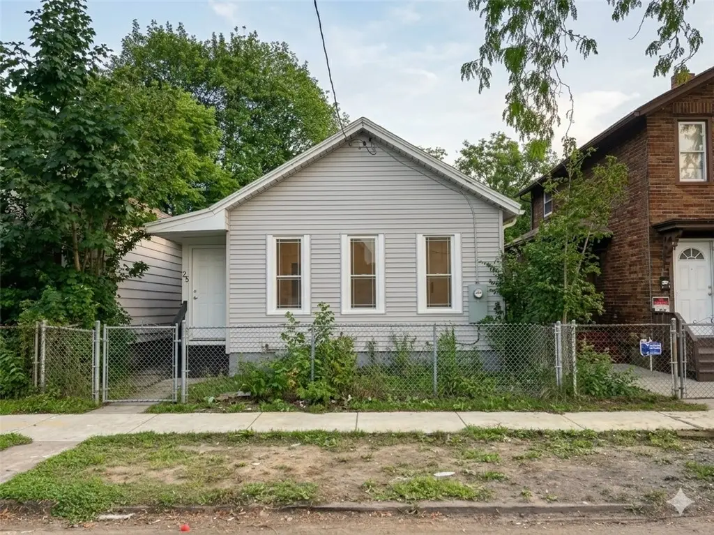 25 Lorenzo Street, Rochester, NY 14611 - #1