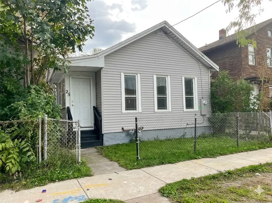 25 Lorenzo Street, Rochester, NY 14611 - #3