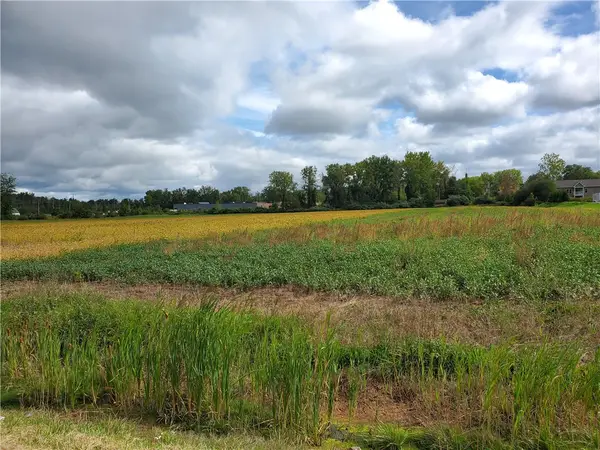 6240 Slocum Road, Ontario, NY 14519