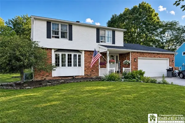 52 Wyndmoor Court, Depew, NY 14043