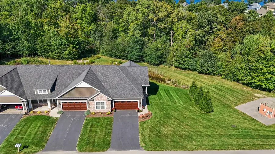 1368 Dawns Mist Lndg, Webster, NY 14580 - #3